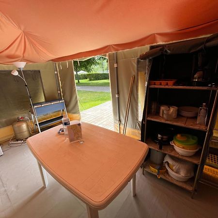 Camping De Montlouis-Sur-Loire Eksteriør billede